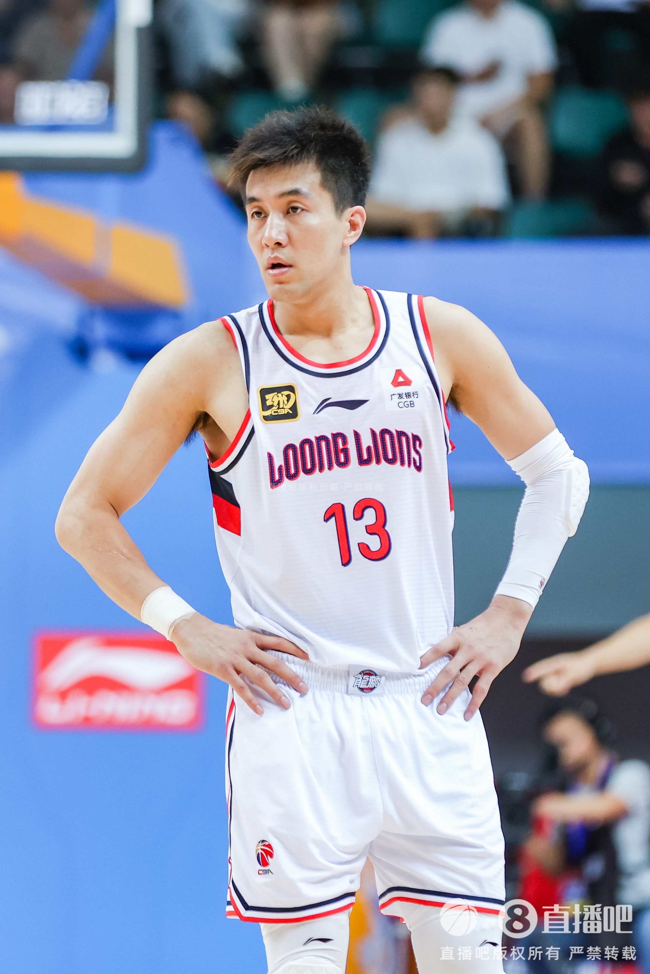 开云娱乐-媒体人：郭艾伦只是不如从前的自己 而不是不如现在的年轻人