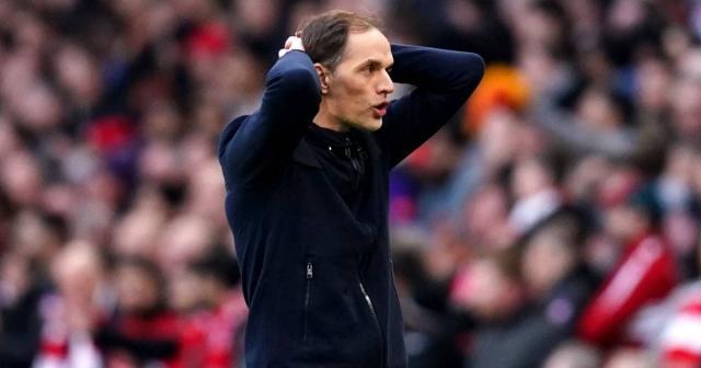 Thomas-Tuchel-with-his-head-in-his-hands-during-the-Carabao-Cup-final.jpg
