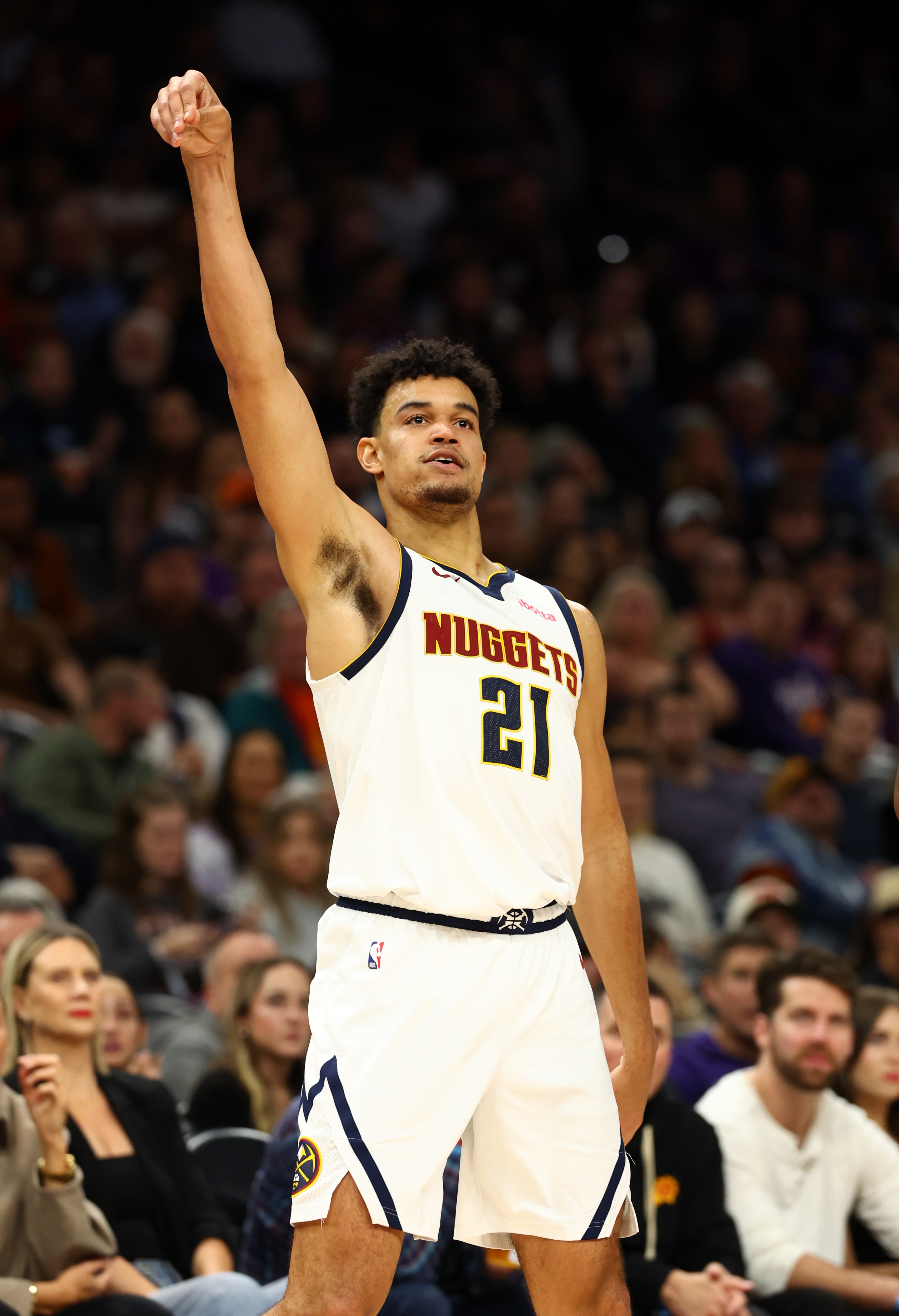 开云-Scotto：交易泰森后掘金空出一个名额 他们计划转正斯潘塞·琼斯