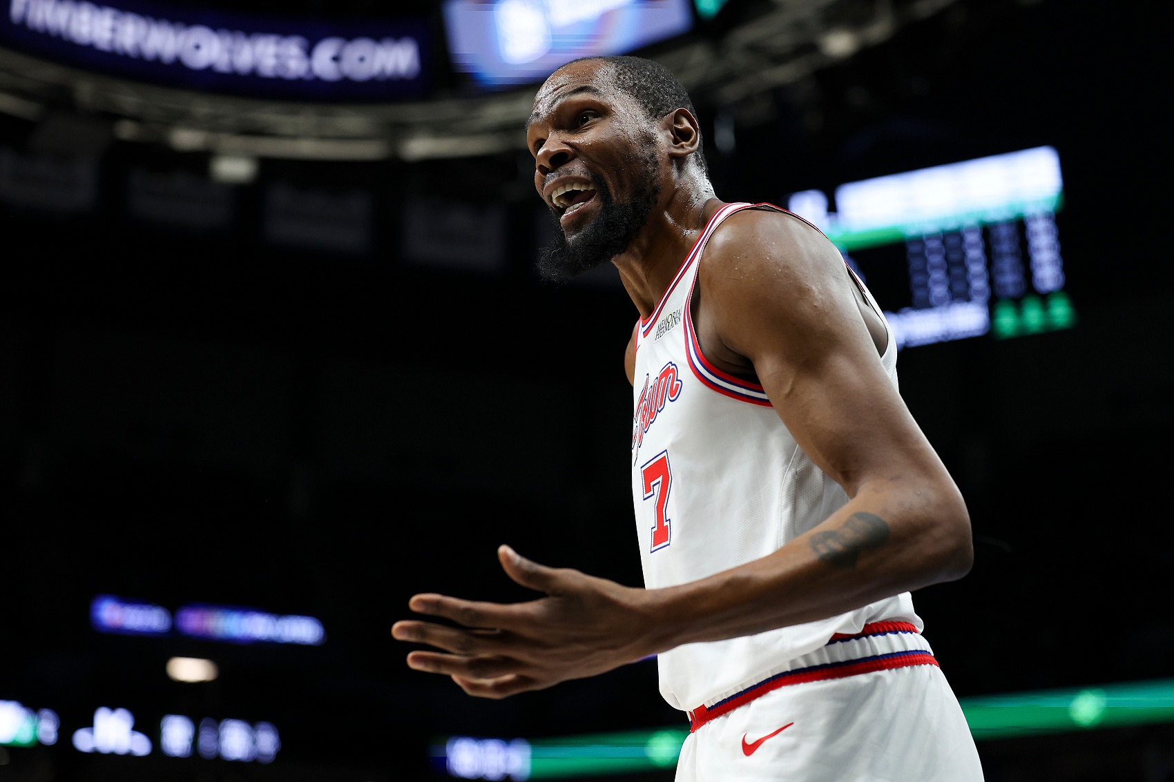 开云娱乐-如何应对严密防守？KD：加强对抗&amp;放慢节奏 我拿到球就任我摆布了