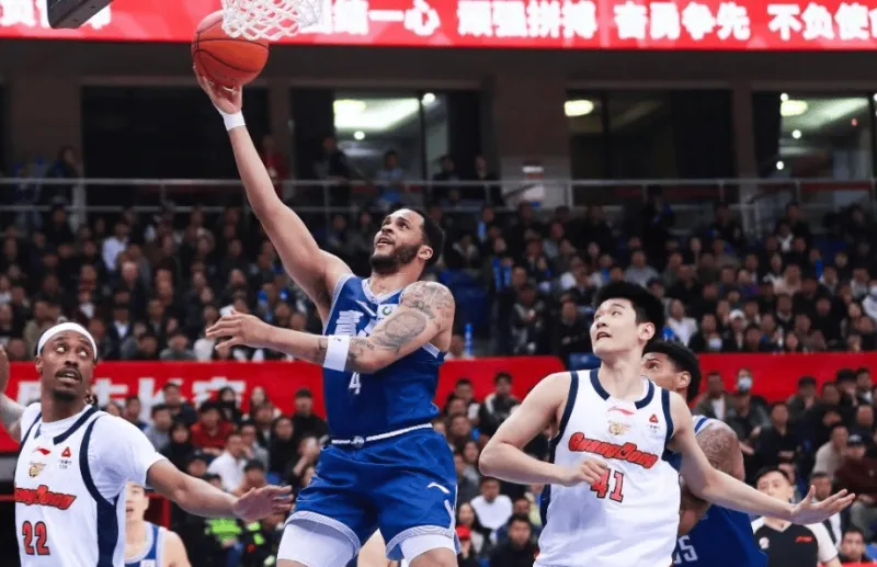 开云-青岛男篮总结比赛:最后时刻连续出现失误,追分无望
