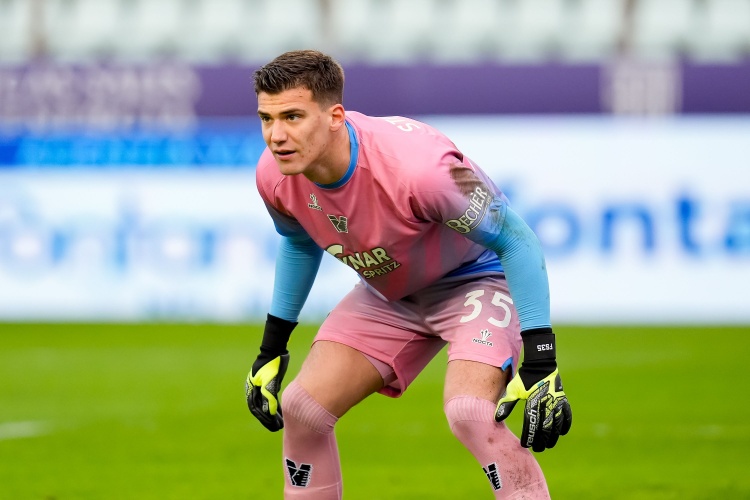 开云登录线上-意媒：除了A·斯坦科维奇外，国米还在考虑买回门将F·斯坦科维奇